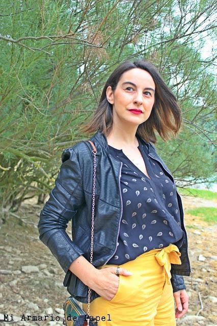 Ideas para Vestir un Short Amarillo - Propuesta 1 Ideas para Vestir un Short Amarillo - Propuesta 1