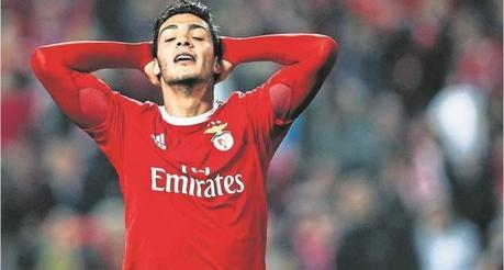 Raúl Jiménez no jugará la Champions por la lesión