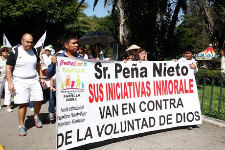 La Iglesia se aferra a fomentar la discriminación