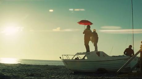 Toro Crítica. Un Thriller pata negra