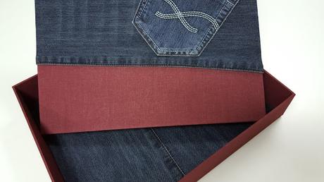 Clases mensuales  de encuadernación y cartonnage en Bilbao.