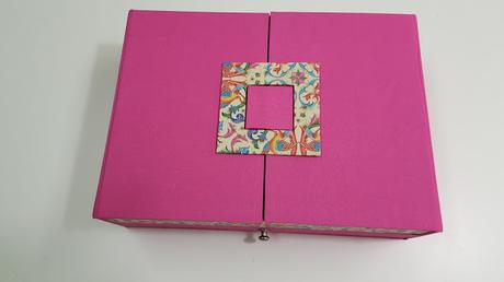 Clases mensuales  de encuadernación y cartonnage en Bilbao.