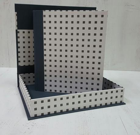 Clases mensuales  de encuadernación y cartonnage en Bilbao.