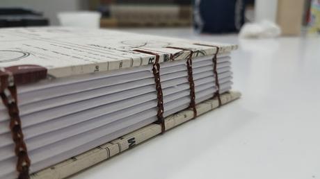 Clases mensuales  de encuadernación y cartonnage en Bilbao.