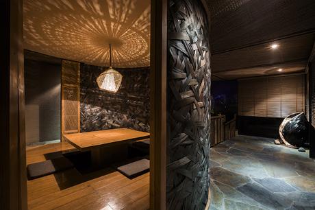 Kimono, un restaurante japonés inspirado en las lámparas tradicionales de Vietnam