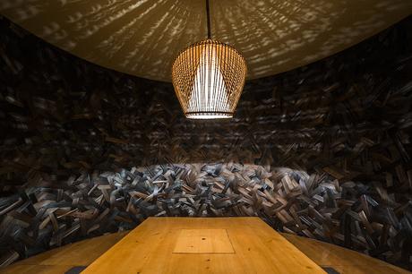 Kimono, un restaurante japonés inspirado en las lámparas tradicionales de Vietnam