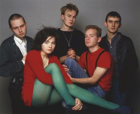 Las Cinco Canciones de Whatgoesaround (III): “Birthday” (The Sugarcubes)