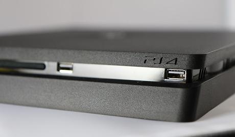 Presentación oficial de PlayStation 4 Slim
