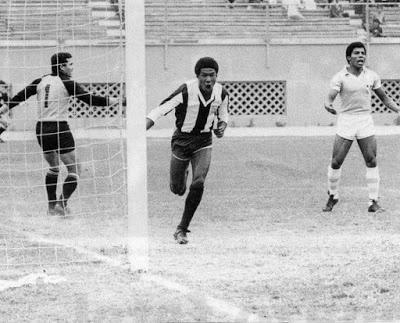 09 de Septiembre en ALianza Lima [Luis ”el Potrillo” Escobar]