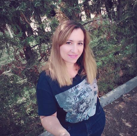 Conociendo a dear tee