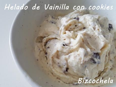 HELADO DE VAINILLA CON COOKIES