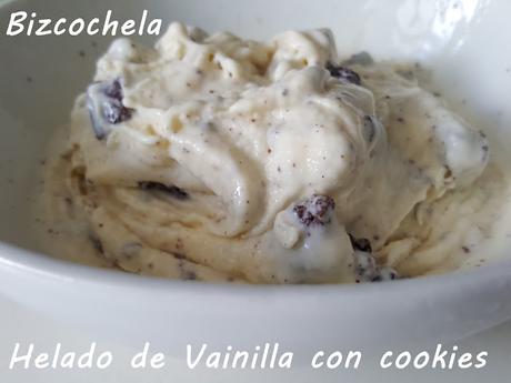 HELADO DE VAINILLA CON COOKIES