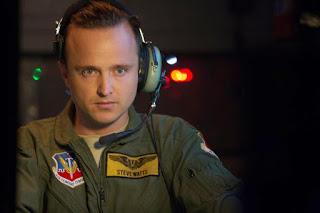 ESPÍAS DESDE EL CIELO (Eye in the Sky) (Reino Unido (U.K.), Sudráfrica; 2016) Thriller, Bélico, Social