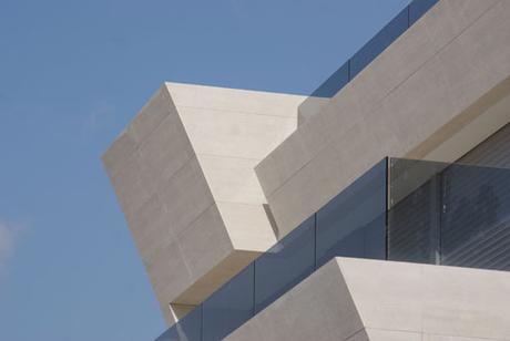 NUEVAS IMÁGENES DE LA VIVIENDA DISEÑADA POR A-CERO EN VALENCIA