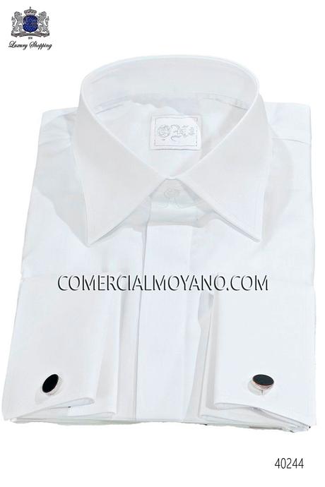 http://www.comercialmoyano.com/es/1795-camisa-en-saten-de-algodon-blanco-40244-4145-1000-ottavio-nuccio-gala.html