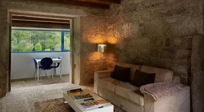 Cabana Rustica de Madera y Piedra