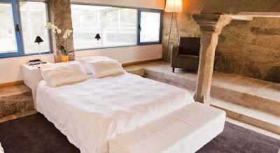 Cabana Rustica de Madera y Piedra