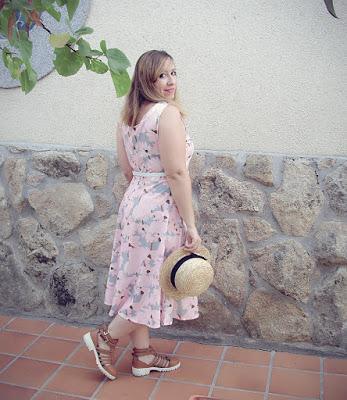 Dos Vestidos Versátiles para Diferentes Ocasiones.