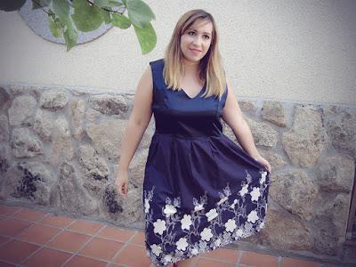 Dos Vestidos Versátiles para Diferentes Ocasiones.