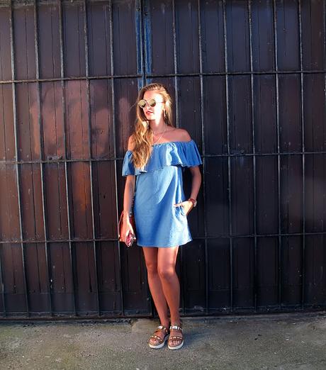 Vestido vaquero off shoulder