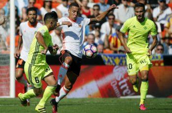 El Barça pega el primer gran petardazo del curso