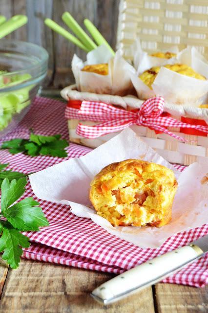 Muffins de jamón serrano y zanahoria 