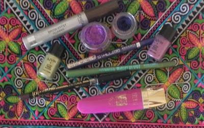 Violeta perlado con toque de verde (Look con Nyx)