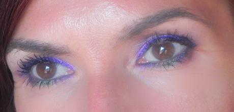 Violeta perlado con toque de verde (Look con Nyx)