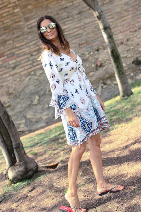 Rosewholesale y uno de sus vestidos