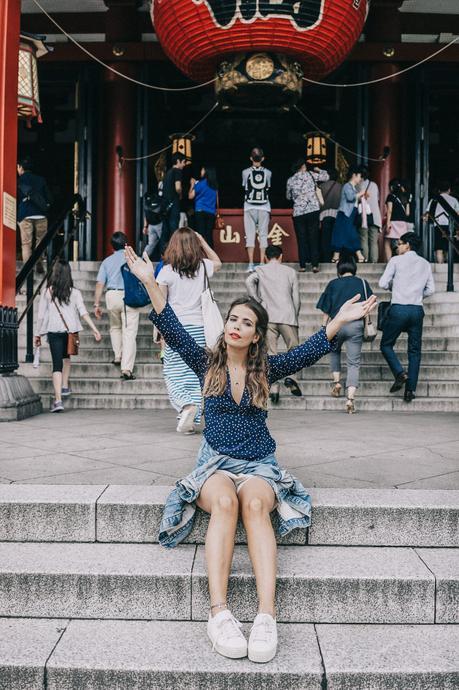 Tokyo_Travel_Guide-Outfit-Collage_Vintage-Street_Style-Reformation_Shorts-Realisation_Par_Stars_Blouse-Sneakers-Flea_Market_Backpack-53