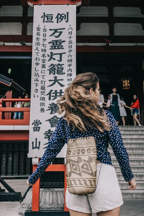 Tokyo_Travel_Guide-Outfit-Collage_Vintage-Street_Style-Reformation_Shorts-Realisation_Par_Stars_Blouse-Sneakers-Flea_Market_Backpack-47