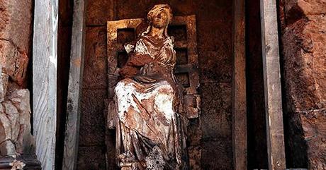 Arqueólogos descubren en Turquía estatua de la diosa Cibeles de 2.100 años de antigüedad