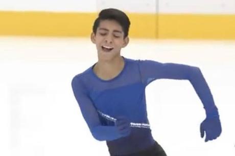 Patinador hace homenaje a Juan Gabriel en Gran Prix 2016 en Japón