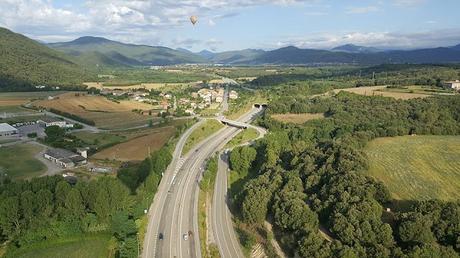 Una mañana volando en globo........   One morning balloon flying ........