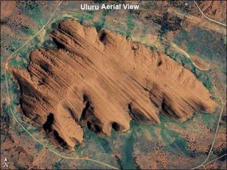 uluruaerial