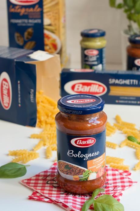 Pizza boloñesa con bordes rellenos de queso lacucharazul_pizza_bolonesa-