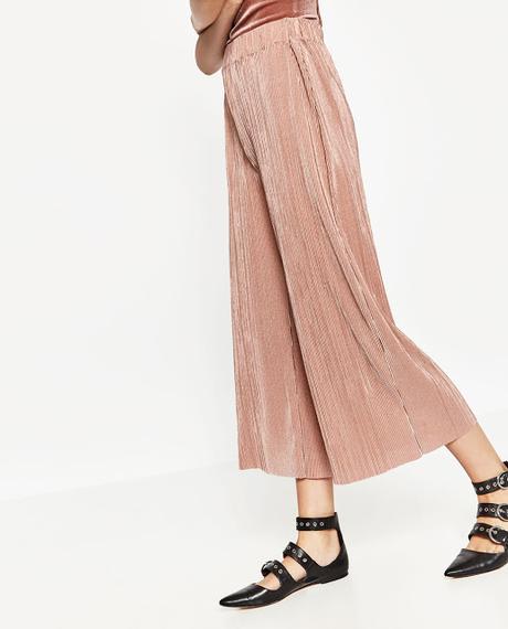 FALL TRENDS; VELVET PANTS???.-