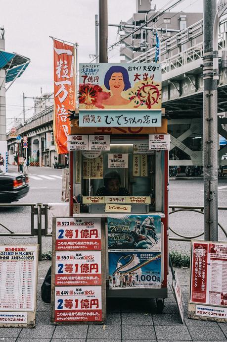 Skytree & Akihabara tokyo_travel_guide-outfit-collage_vintage-street_style-lovers_and_friends_jumpsuit-white_outfit-espadrilles-backpack-levis_denim_jacket-akihabara-82