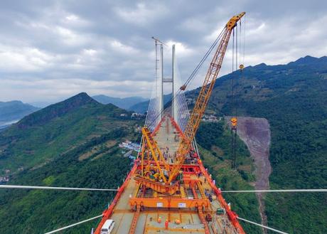 ¡Más de 565 metros! Este es el puente más alto del mundo, y está en China