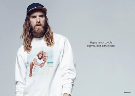 Adobe lanza una colección de camisetas con las típicas fotos de stock
