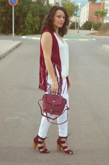 look_blanco_y_burdeos_summer_2016_streetstyle_fashionblogger_mivestidoazul-1