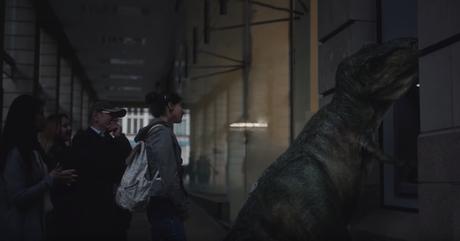 Un tiranosaurio protagoniza este delirante anuncio de Audi
