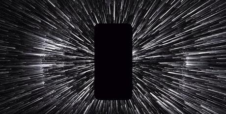 El nuevo spot del iPhone 7 llega totalmente en negro