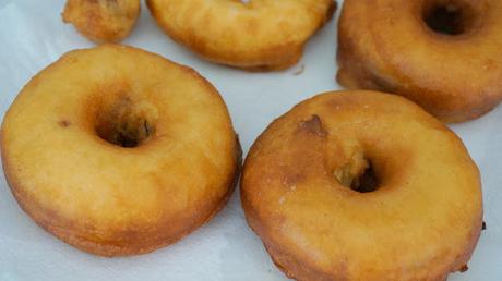 Donuts de pan rellenos