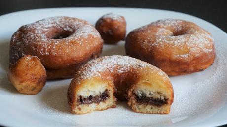 Donuts de pan rellenos