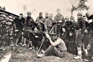 HOMENAJE A CATALUÑA (1938), DE GEORGE ORWELL. LAS GUERRAS DE LA GUERRA CIVIL.