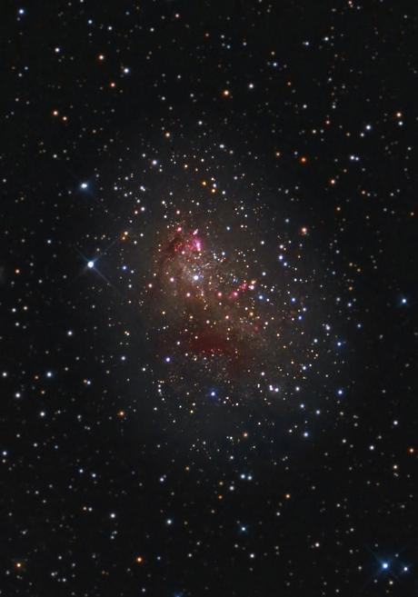 La galaxia enana IC10 La galaxia enana IC10