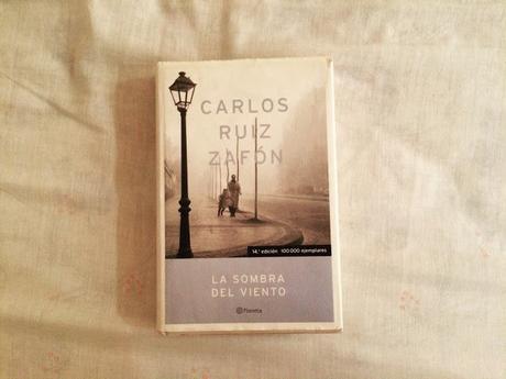 Reseña: La sombra del viento - Carlos Ruiz Zafón Reseña: La sombra del viento - Carlos Ruiz Zafón