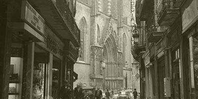 Reseña: La sombra del viento - Carlos Ruiz Zafón Resultado de imagen de la sombra del viento dibujos