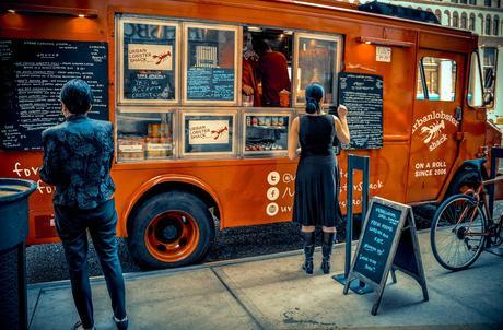 Muévete y Vende con un Food Truck Muévete y Vende con un Food Truck